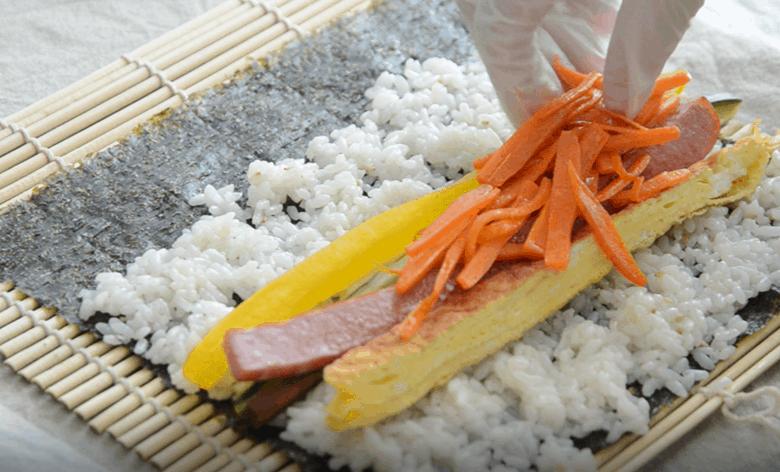 紫菜包饭教程在此,紫菜包饭怎么吃最好