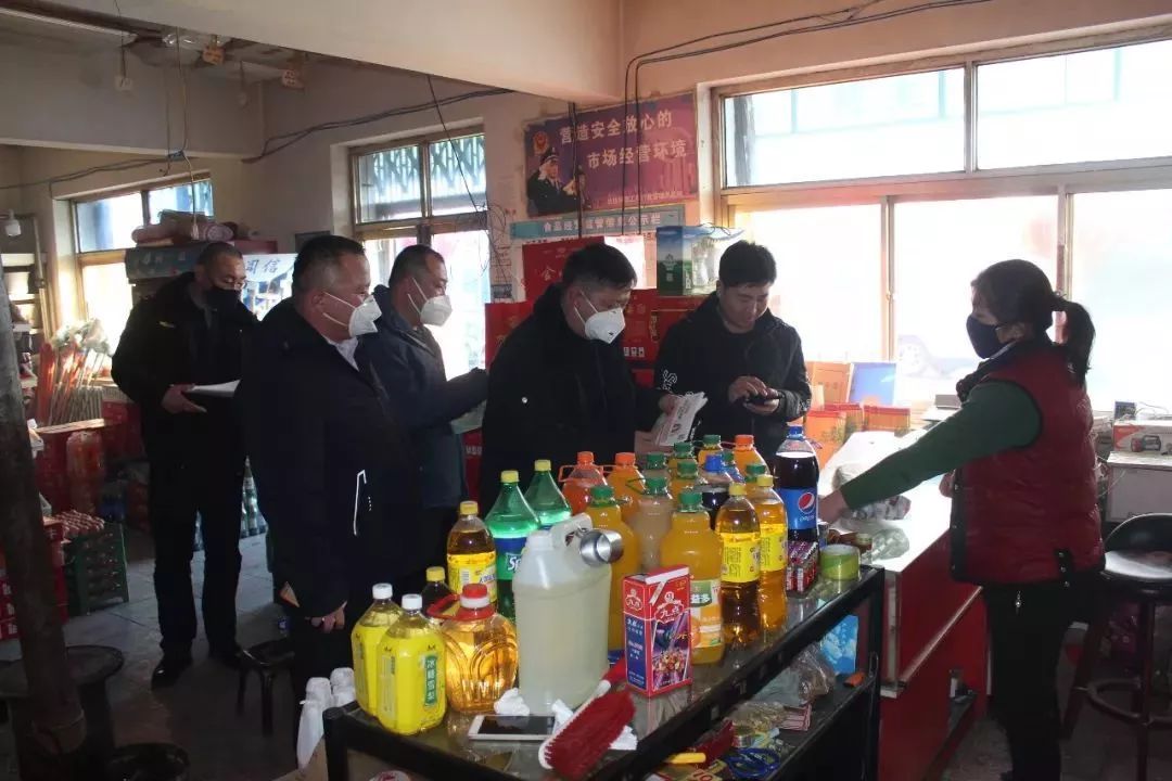 发挥基层党组织战斗堡垒作用抗疫,党组织战斗堡垒和先锋模范作用