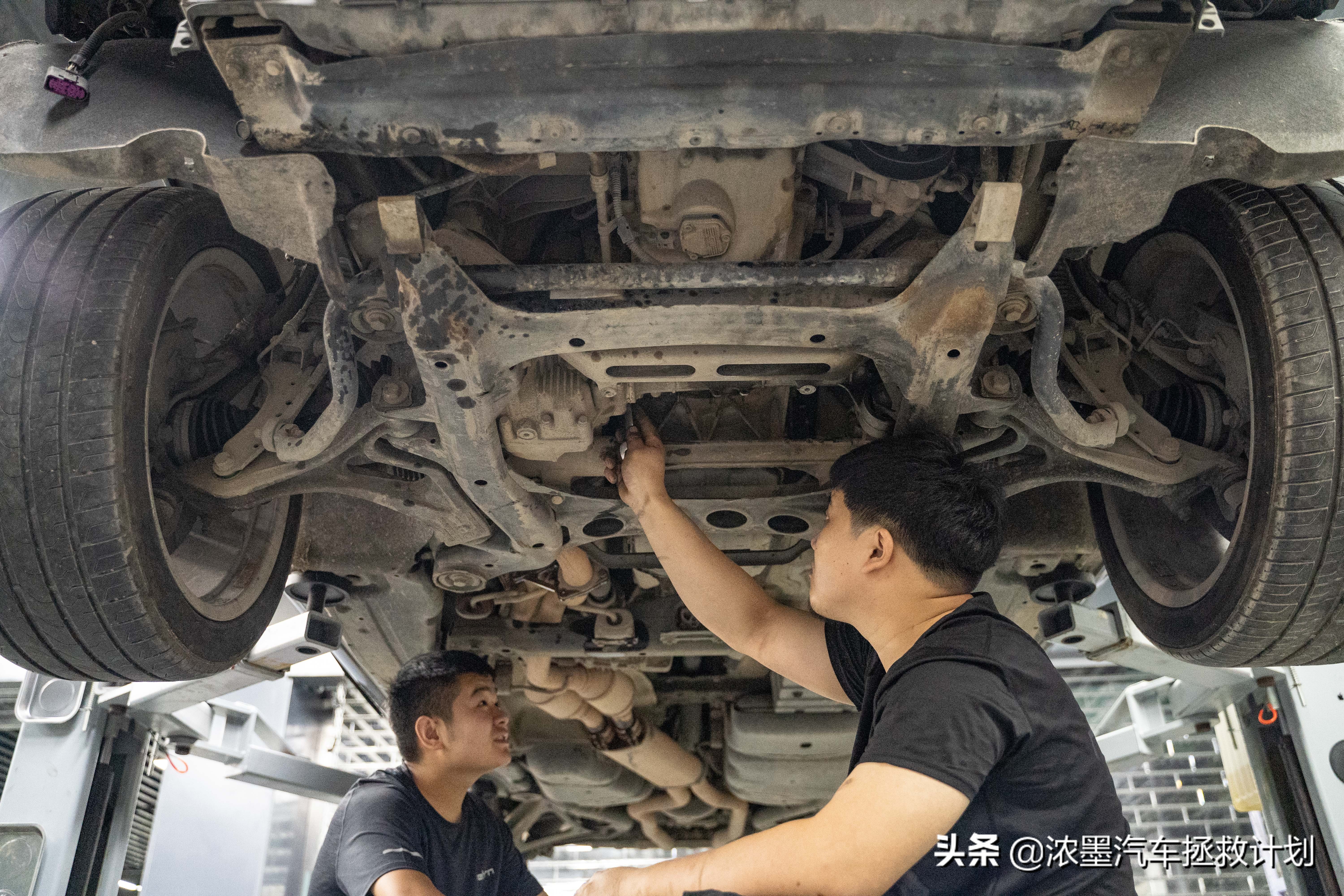 途锐改灯19款锋锐,途锐锋锐