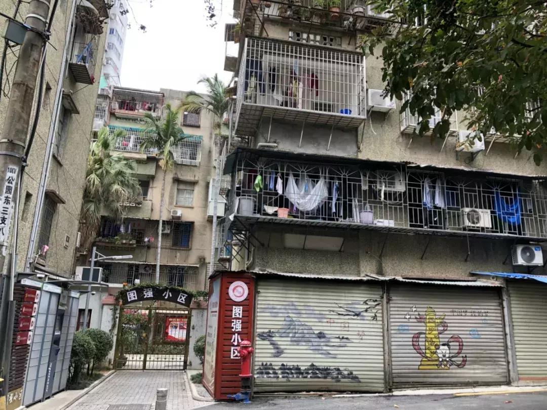 为了小孩把房子卖了回老家,为了孩子把房卖了