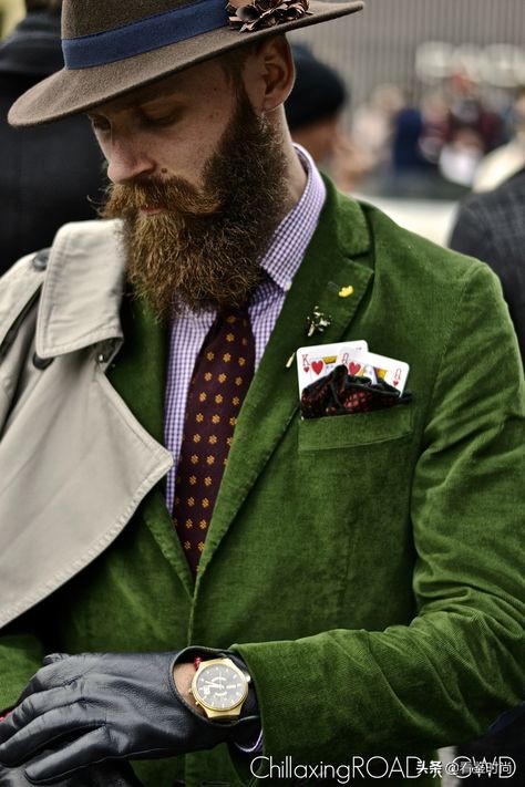 男人的包袋太单调?那一定是你有误会,它比你想象的要丰富