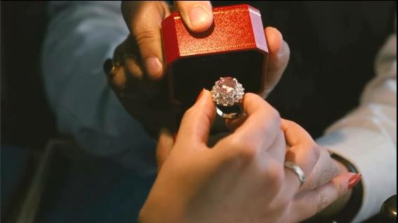 《色戒》留心的话，没有事情是小事177——爱上一个地下*党**