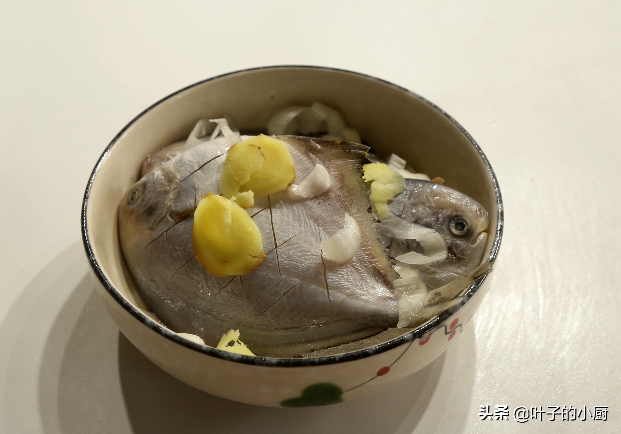 这样做鱼既入味又好吃,不管什么鱼怎样做才好吃