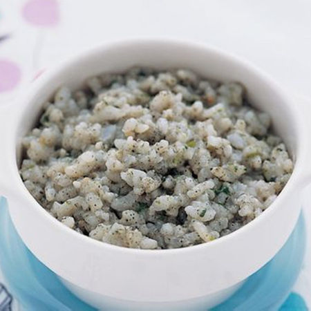 适合8个月长了两颗牙的宝宝辅食,宝宝辅食有助于牙齿生长