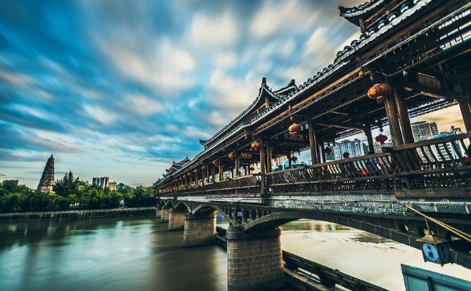 80多岁老人家眼睛看不清,80岁老人眼睛看东西雾蒙蒙