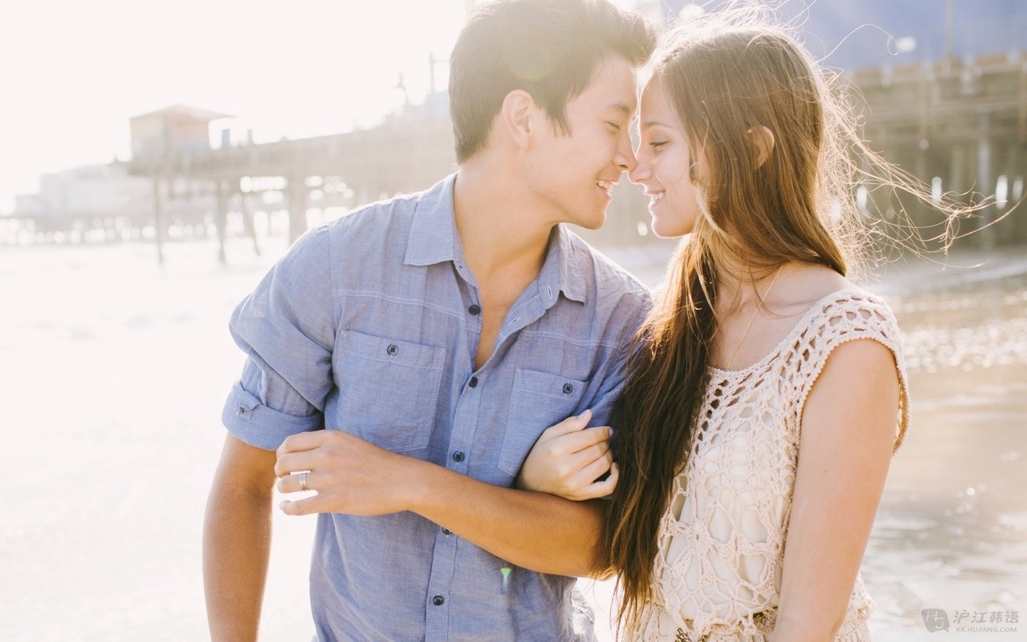 劈腿与被劈腿是怎样的,女朋友劈腿我要不要告诉劈腿对象