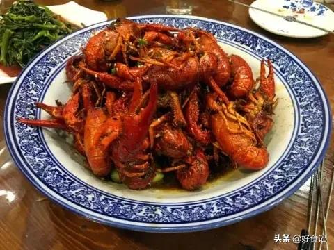 老瓦的一声叹息:天泽街原本是很有可能成为郑州美食第一街的