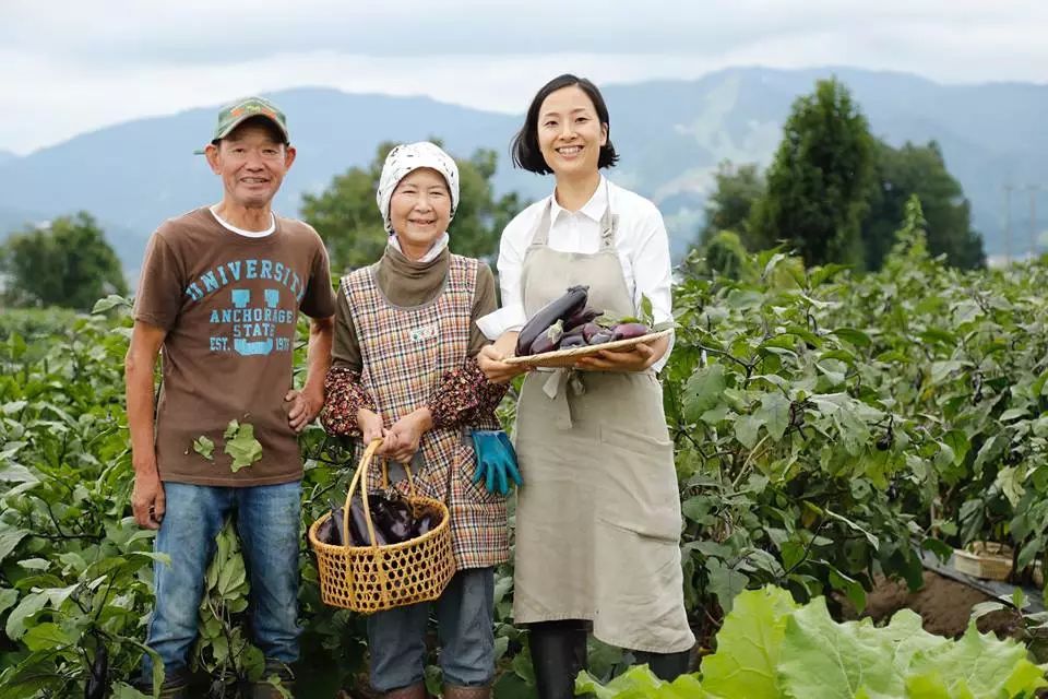 雪山下的温泉美丽,最值得去的有雪山温泉的地方