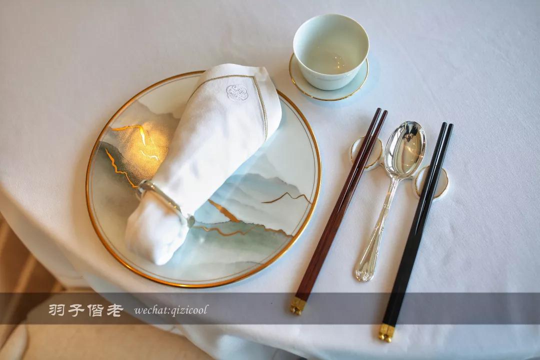 香港机场的回忆 (在香港机场旅行)