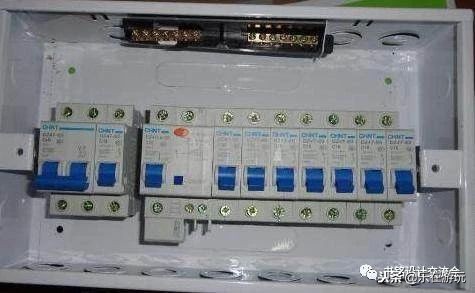老电工不会告诉你的秘密,老电工一眼就能看出配电箱种类