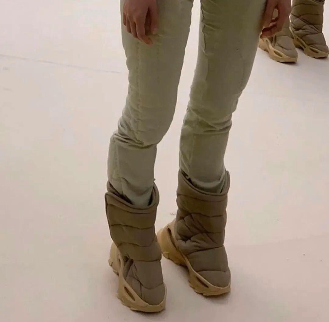 kanye巴黎时装周开车 (kanye和lv创意总监去巴黎时装周)