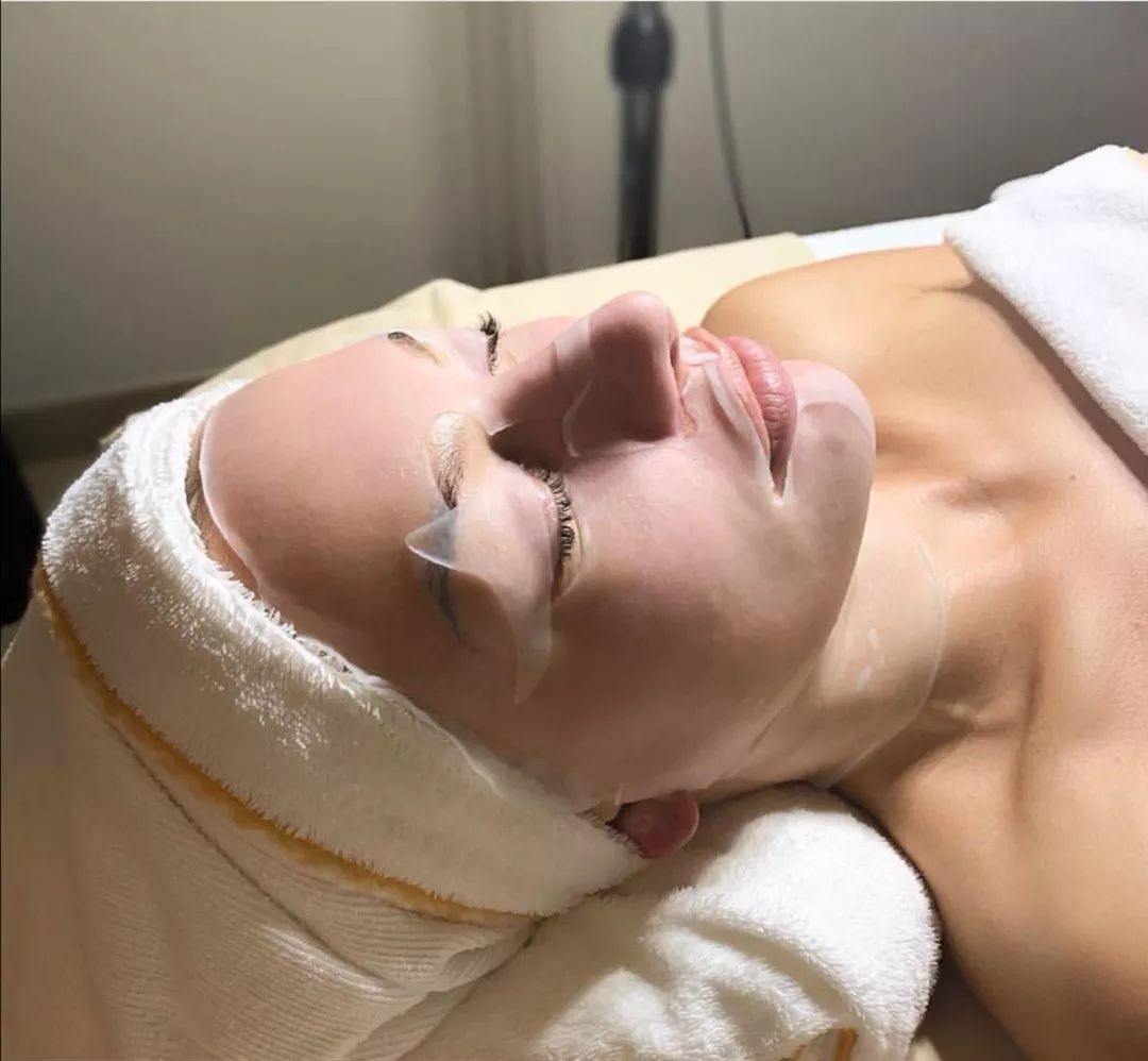 生命之泉精华水,放大镜能点燃生命之水吗