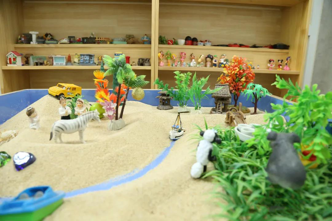 一沙一世界科学视频,一沙一世界一叶一菩提沙盘游戏