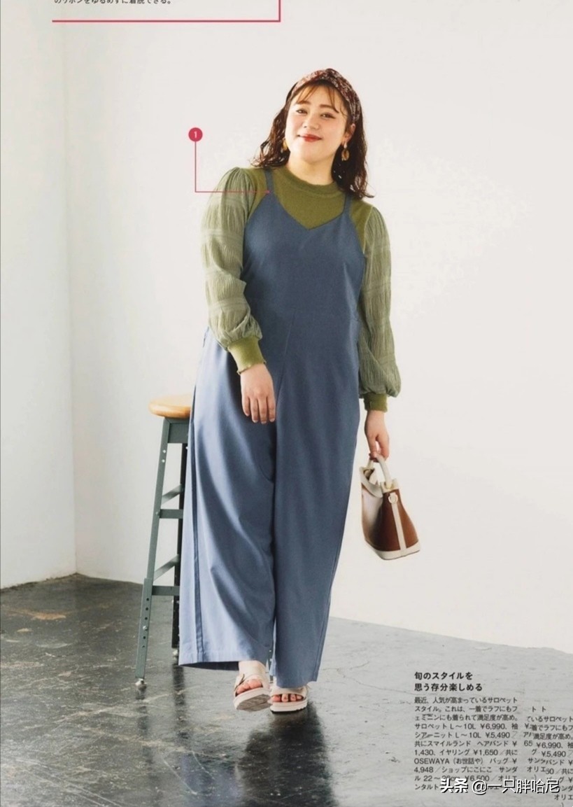 冬浅咖色阔腿裤怎么搭配鞋子好看,米色灯芯绒阔腿裤配什么鞋子好看