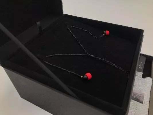 适合送给女生高颜值耳机,女士礼物高档实用耳机