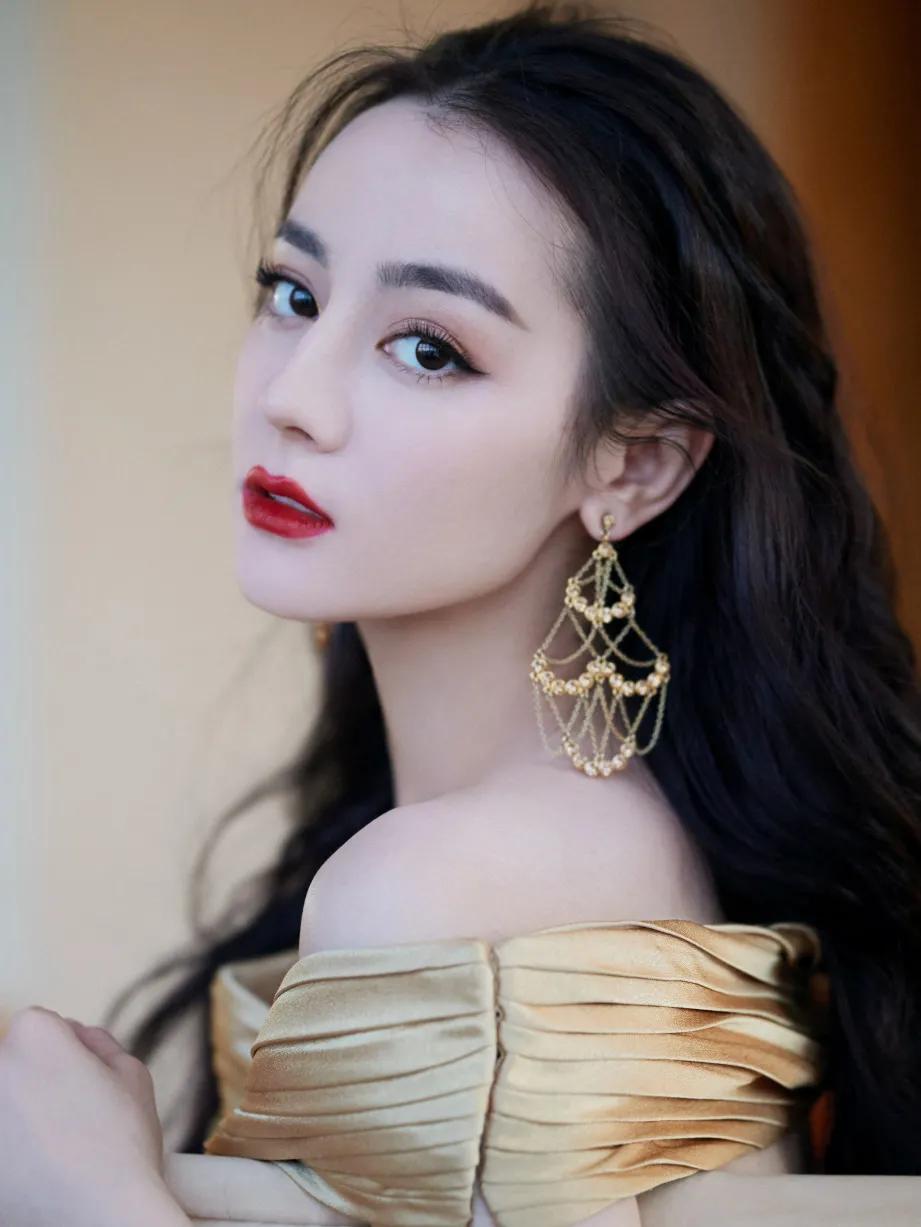 这些错误涂口红的方法，你踩雷了吗？一篇教你学会正确涂口红