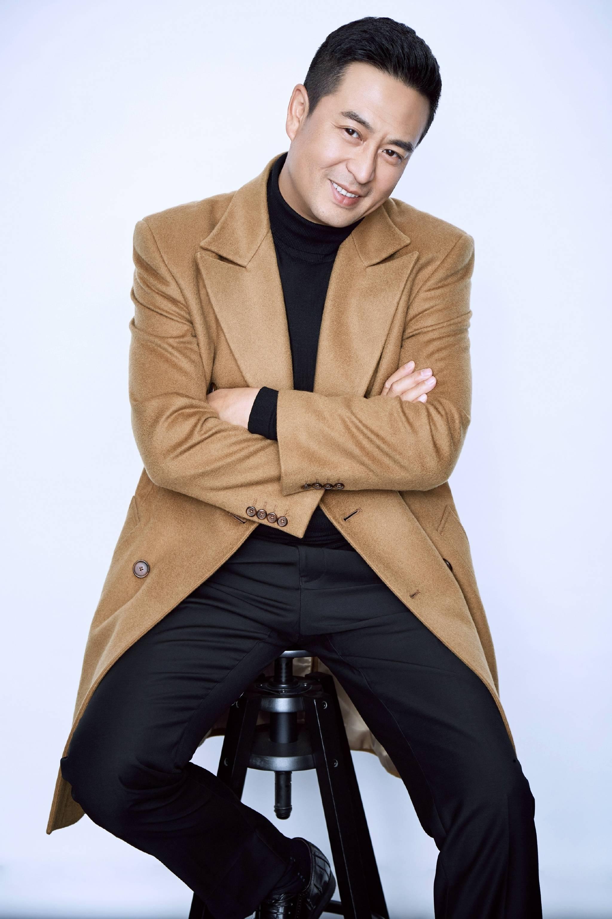 张嘉译近照曝出,张嘉译个人资料简介和履历