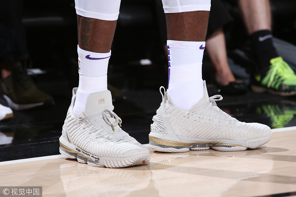 盘点nba上脚球鞋哈登篇,nba球鞋今日上脚