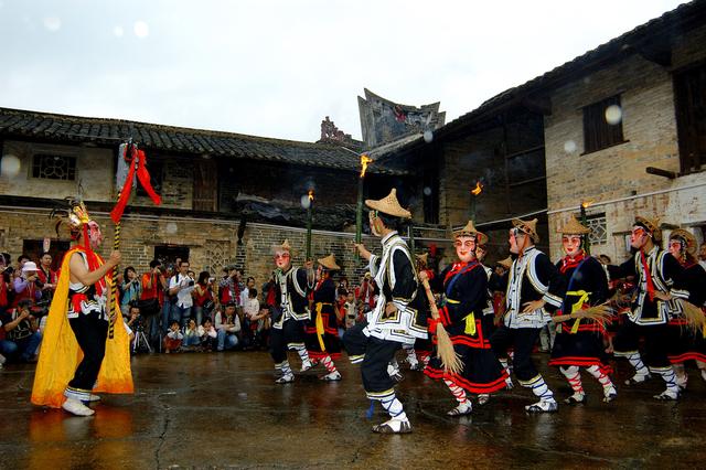 免费游云浮｜如云般洁白轻妙，浮动着向往的生活，云浮免费旅游