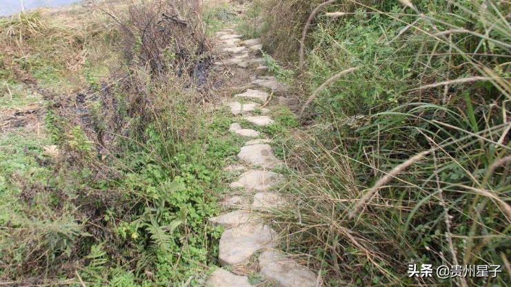 息烽流长乌江峡谷风光,乌江悬崖徒步