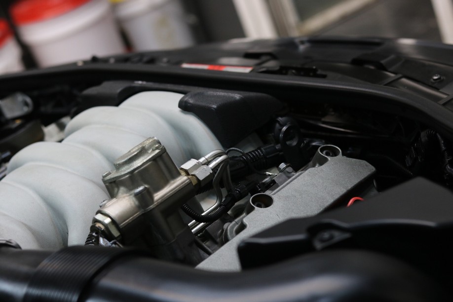 怪兽修车：修复一辆09年西装暴徒奥迪S8，当年售价200多万