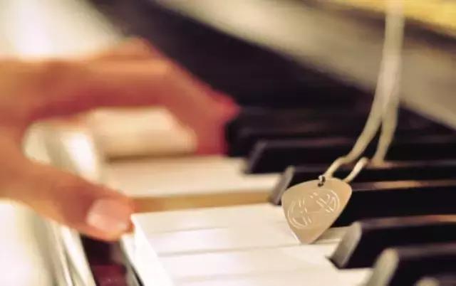 学钢琴前的准备,女儿学钢琴家长该怎么做