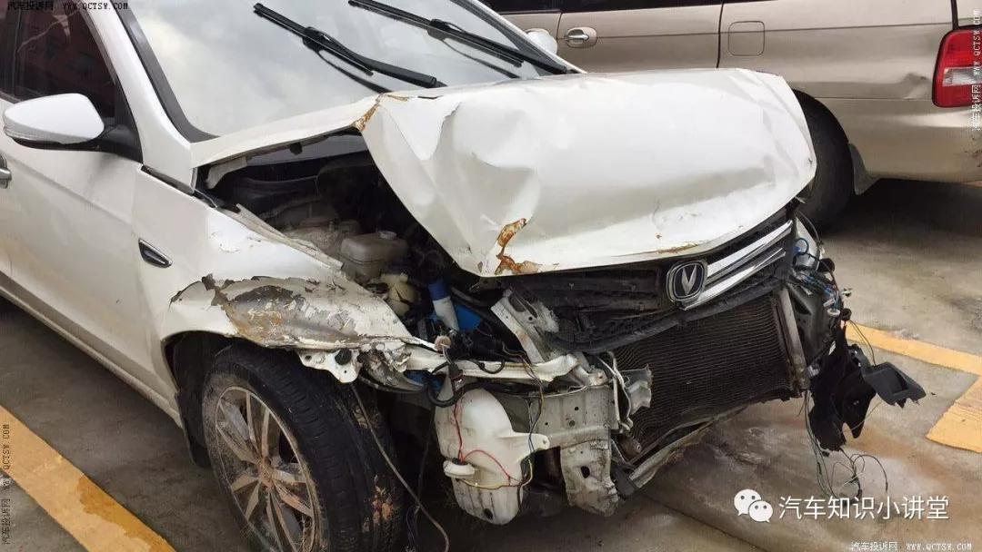 大车四轮定位多少钱一次,五菱车做四轮定位多少钱