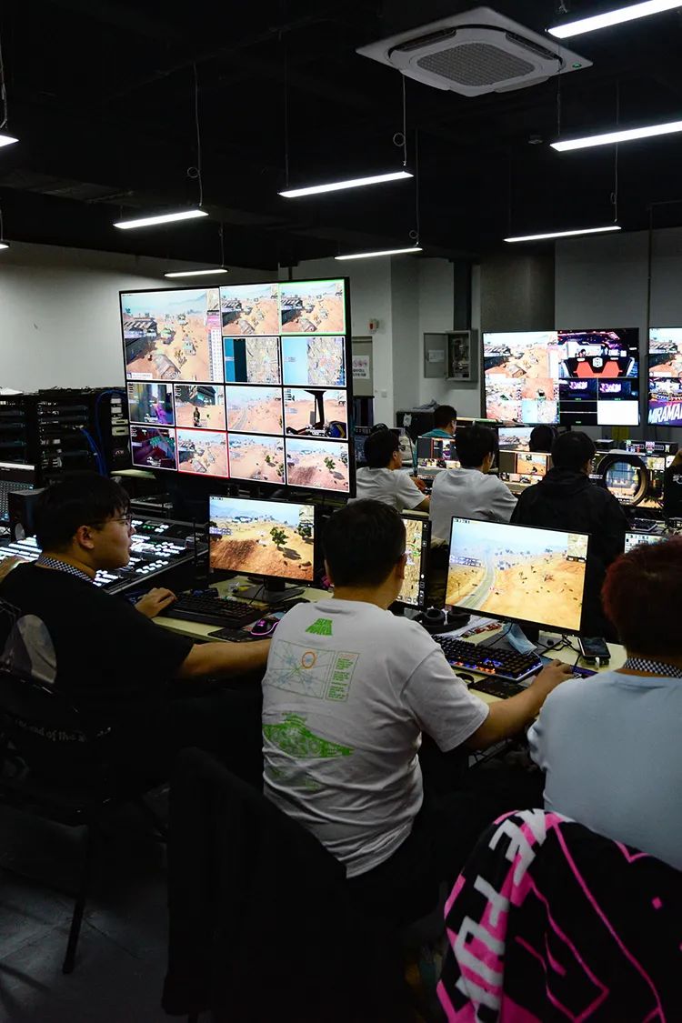 普通的追梦人|PEL群像:为梦想奋斗的普通工作者们