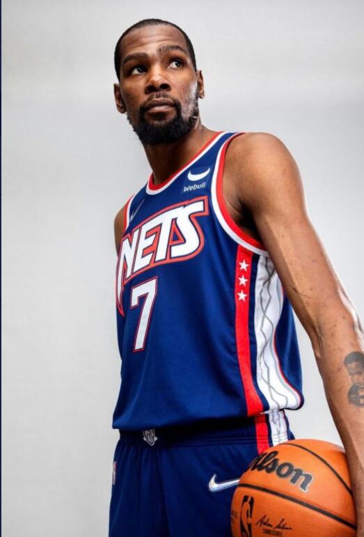 耐克发布30支球队城市款球衣，致敬NBA75周年