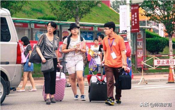 985全日制研究生好还是非全日制好,全日制和非全日制学历区别有多大