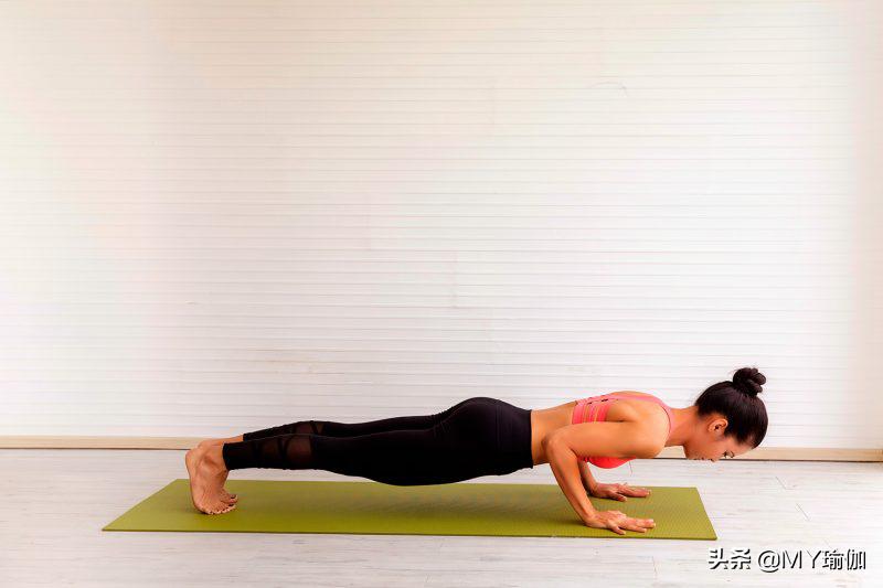 瑜伽教练班视频教程,瑜伽四柱体式正确练习方法