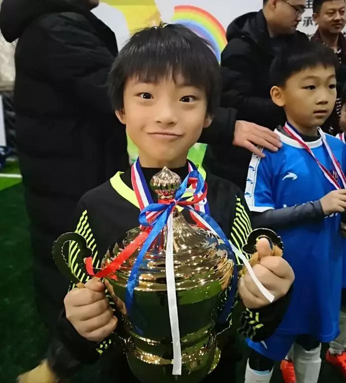 吉林市创星足球俱乐部怎么样,吉林创星足球俱乐部人数