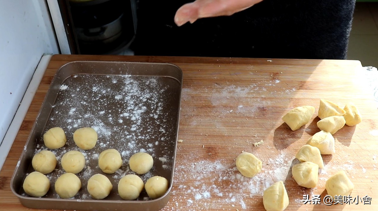 香甜酥脆的红薯丸子孩子超爱吃,家庭版红薯丸子没有糯米粉怎么做