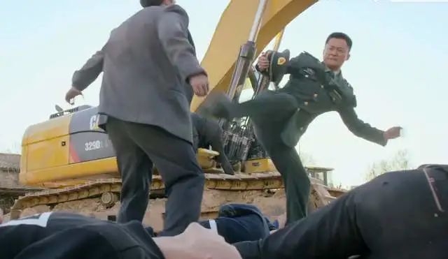 战狼2原定女主角后悔吗,战狼2抄袭乌龙事件