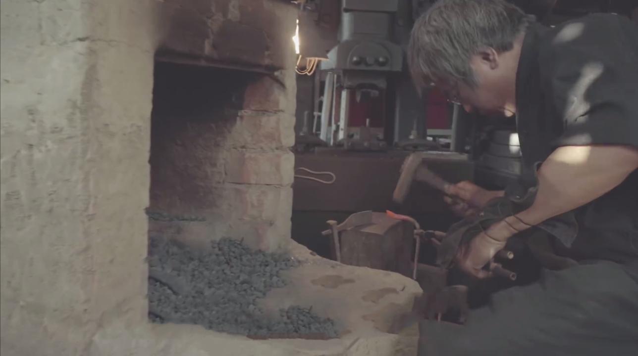 世界上最贵的剪刀，这把剪刀价值一辆豪车，真是让人大开眼界