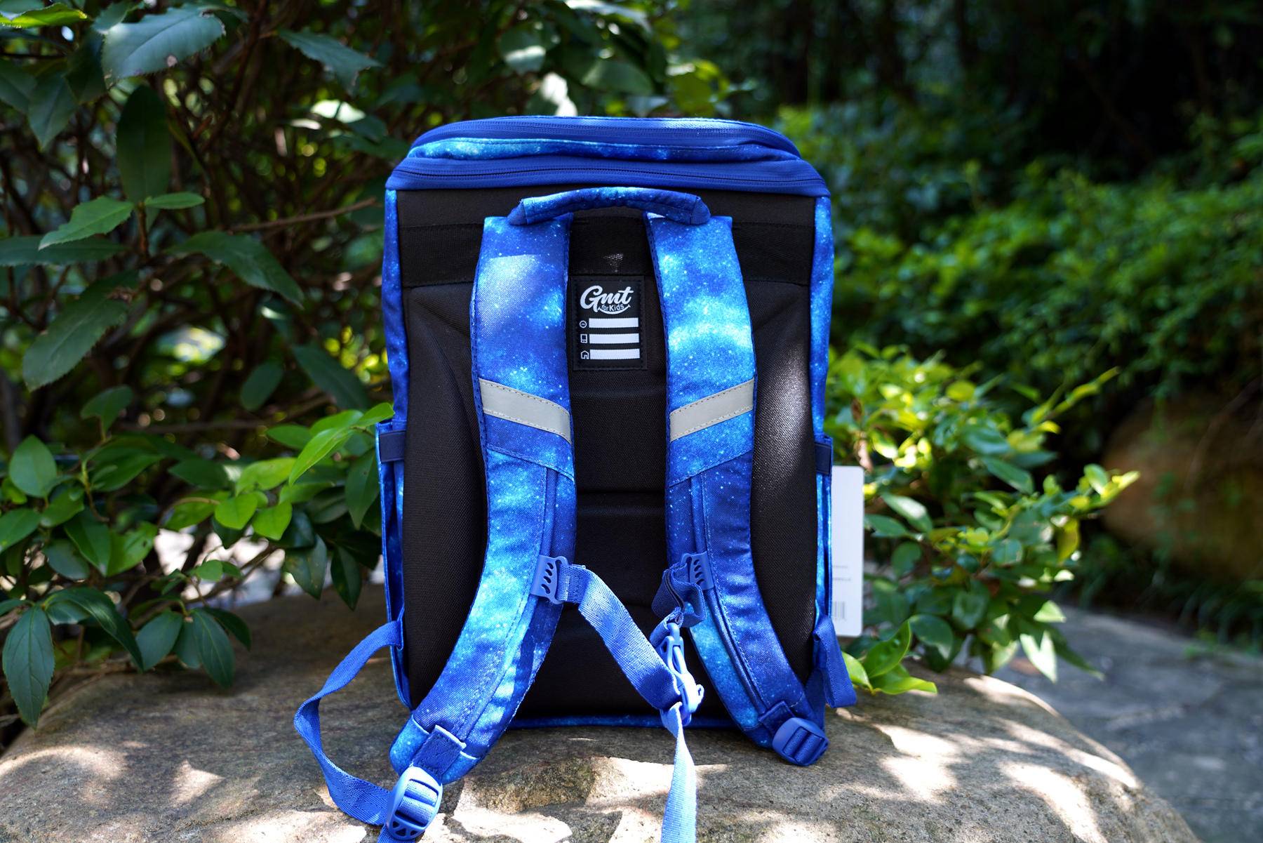 减负护脊书包比较,哪款书包减负护脊又轻便