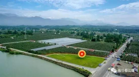 壮丽70年·奋斗新时代|农村电商让都江堰农旅产品“香”起来!