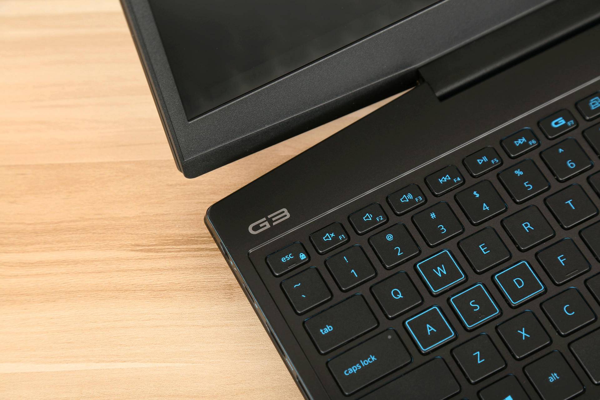 戴尔g33590外星人怎么使用,戴尔电脑做工