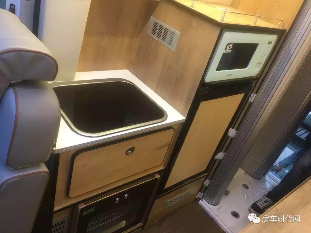 房车新能源充电系统,自制房车新能源充电系统