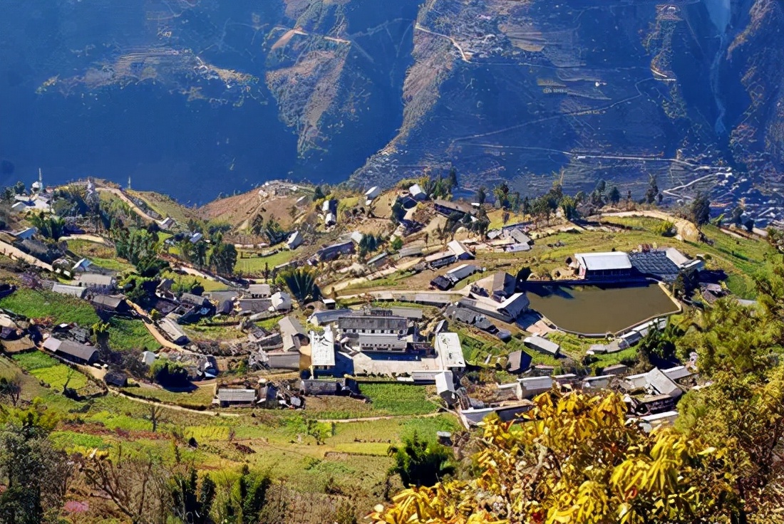 云南旅游特色小镇有哪些,比较有特色的云南小镇