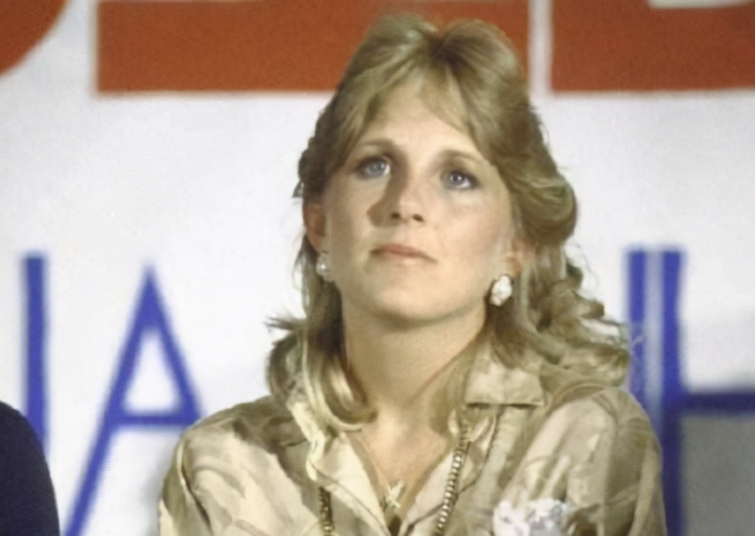 魅力女人吉尔：前夫念她好，拜登被她征服，低调做了8年第二夫人