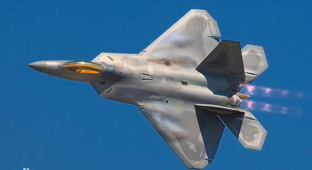 沈飞五代战机歼31,歼31有多少导弹