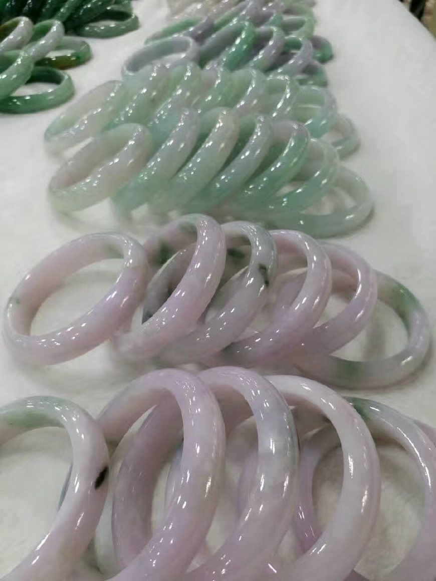 所谓的缅甸一手翡翠，其中竟有这么多坑，不看早晚吃大亏！