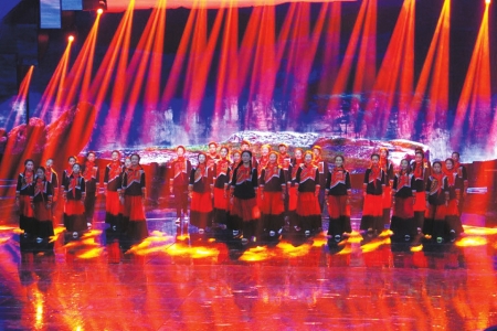 《玛薇》曲作者吉布李宏：重返大凉山为彝族孩子们谱儿歌