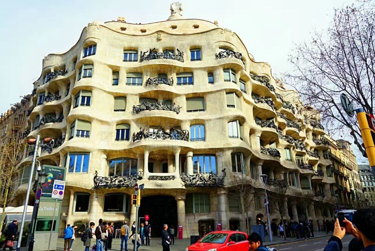 葡萄牙和西班牙哪个值得旅游,西班牙和葡萄牙旅游区别