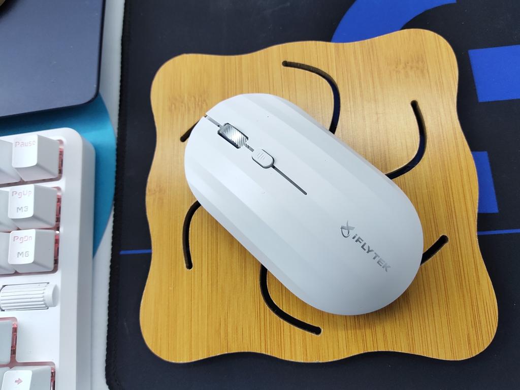 讯飞ai智能语音鼠标增加蓝牙键盘,讯飞ai鼠标能实时翻译吗