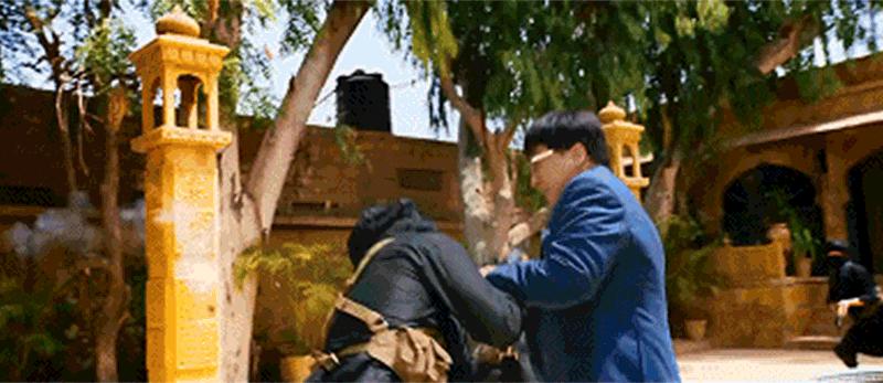 年轻的成龙有多能打,66岁的成龙还会武功吗