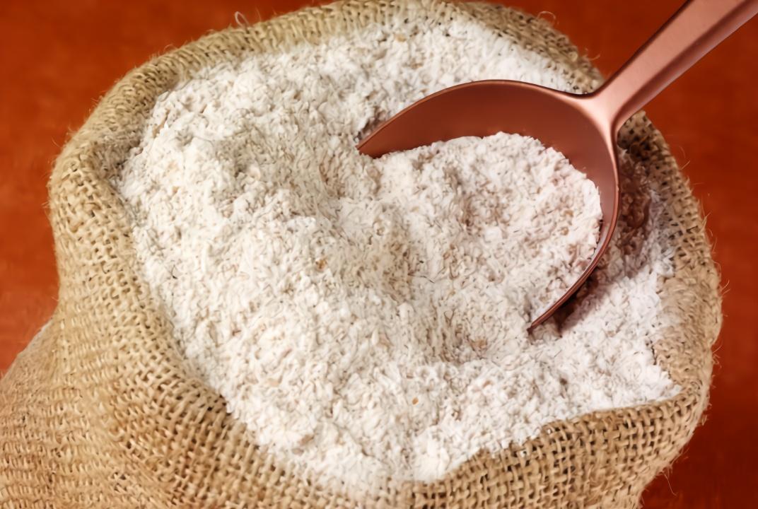 面粉怕热怕晒吗,面粉里的虫子爬的到处都是怎么办