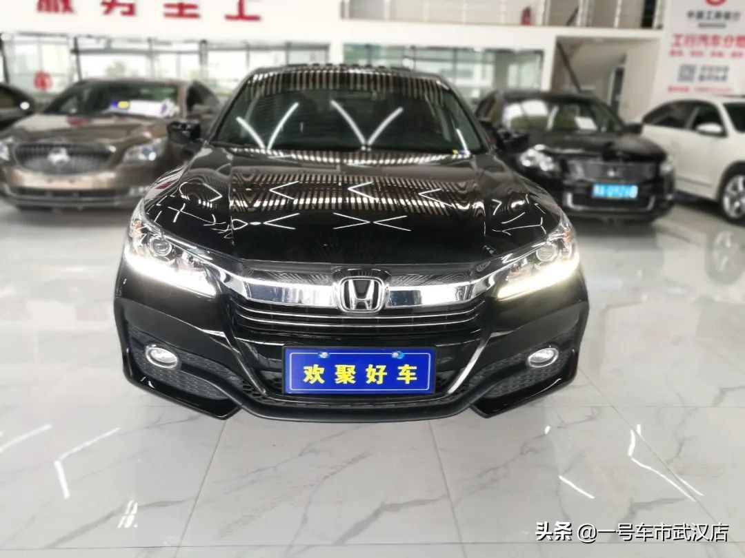 2016雅阁2.0l,雅阁2016款混动2.0l锐领版