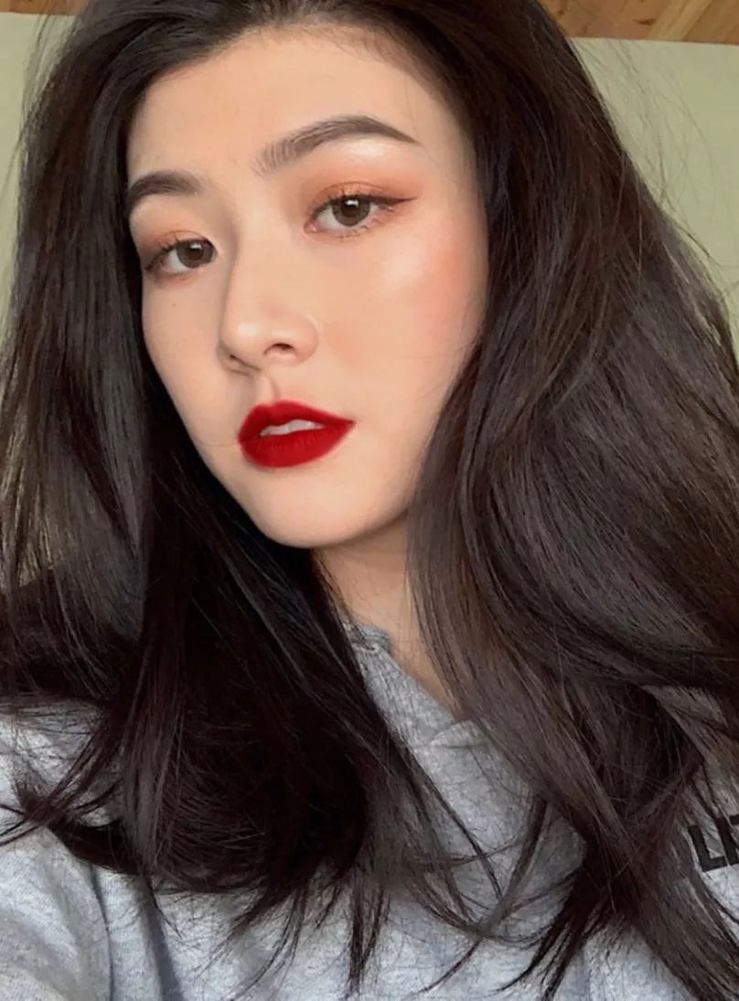 强势吊打405，阿玛尼这支新色你一定要有